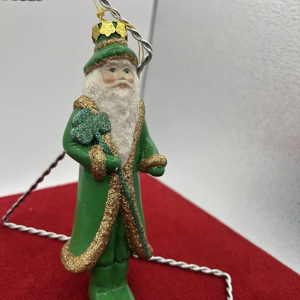 vintage‎ glass Christmas ornament depicting Santa Claus dressed in green - Picture 2 of 12